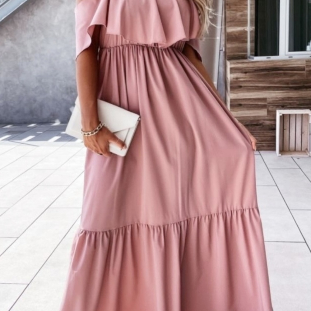 Off Shoulder ruffle maxi dress